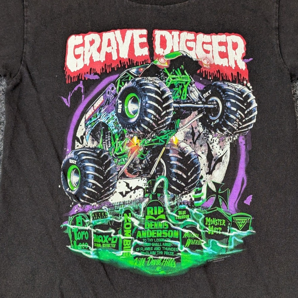 Delta Pro Weight Grave Digger Monster Jam Youth Small Black Graphic T-Shirt - Picture 4 of 14